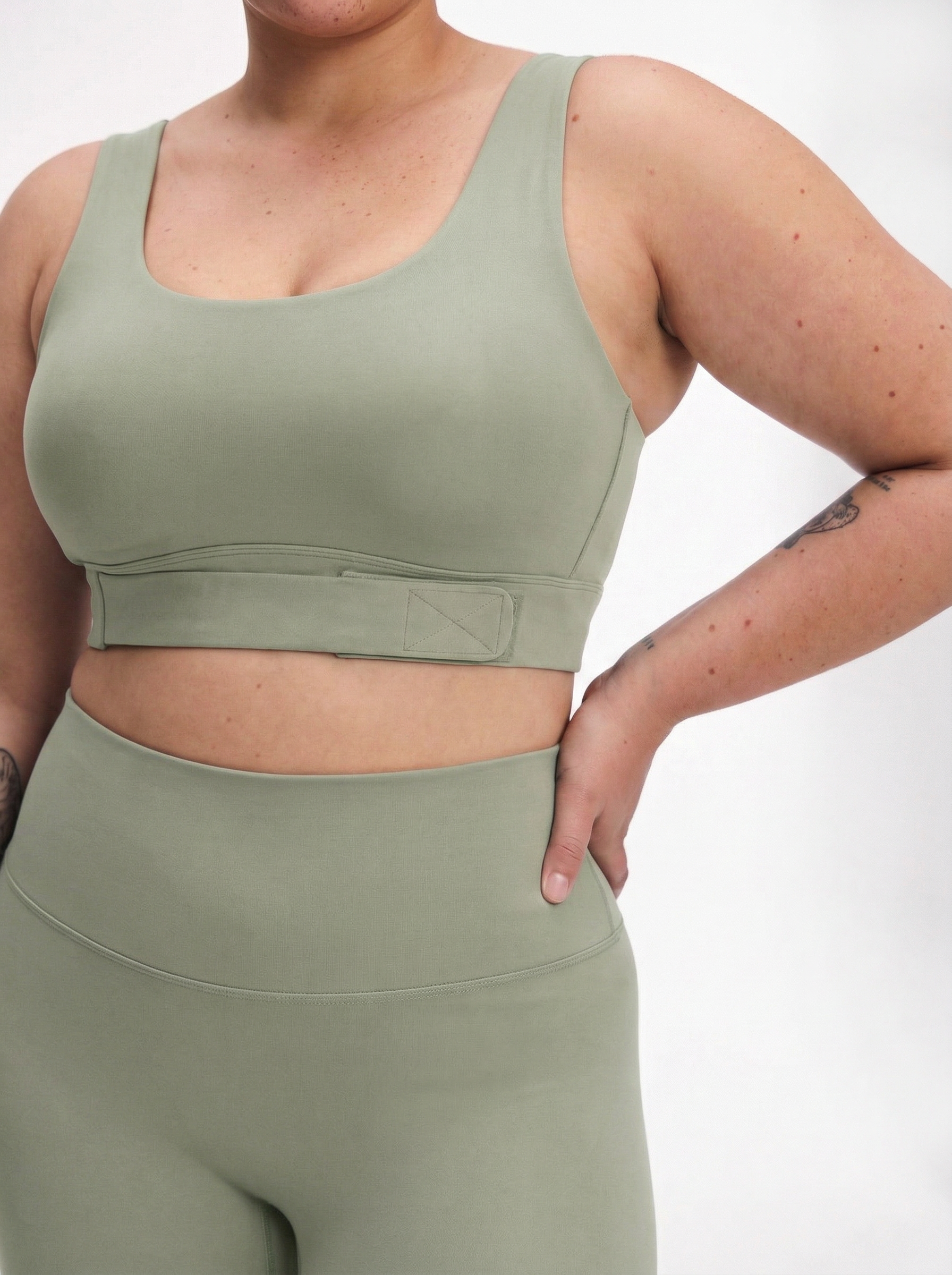 Lolacurve High-Rise Cheeky Plus Size Avocado Green Leggings