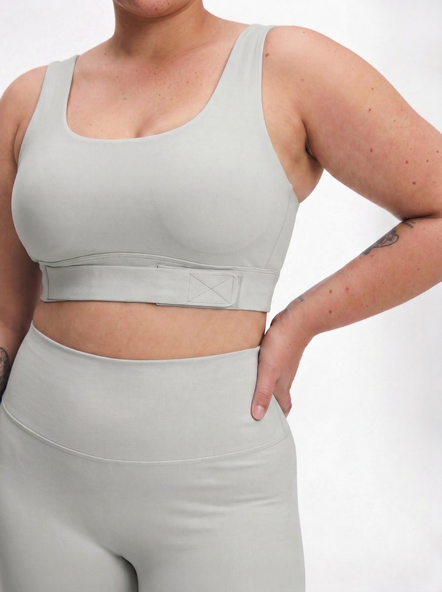 Lolacurve High-Rise Cheeky  Plus Size Light Grey Leggings